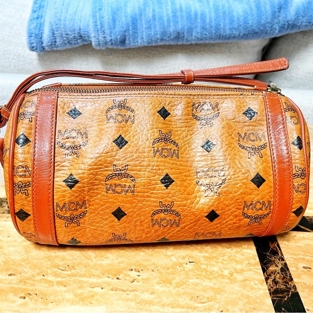 MCM Visetos round barrel tootsie roll style - Picture 1 of 14